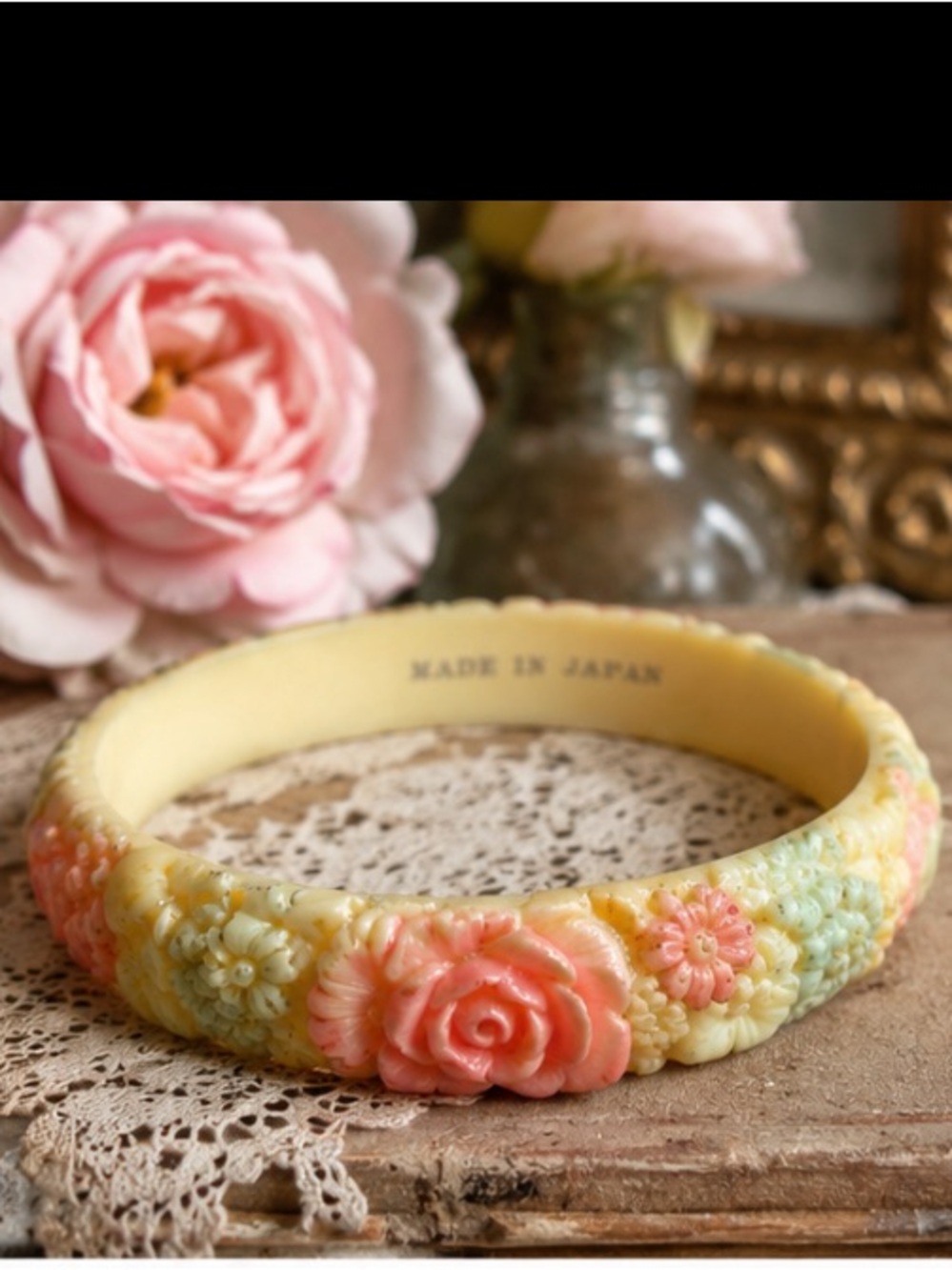 Vintage Made in Japan Molded Plastic Floral Bangle Bracelet Pink Roses MCM
